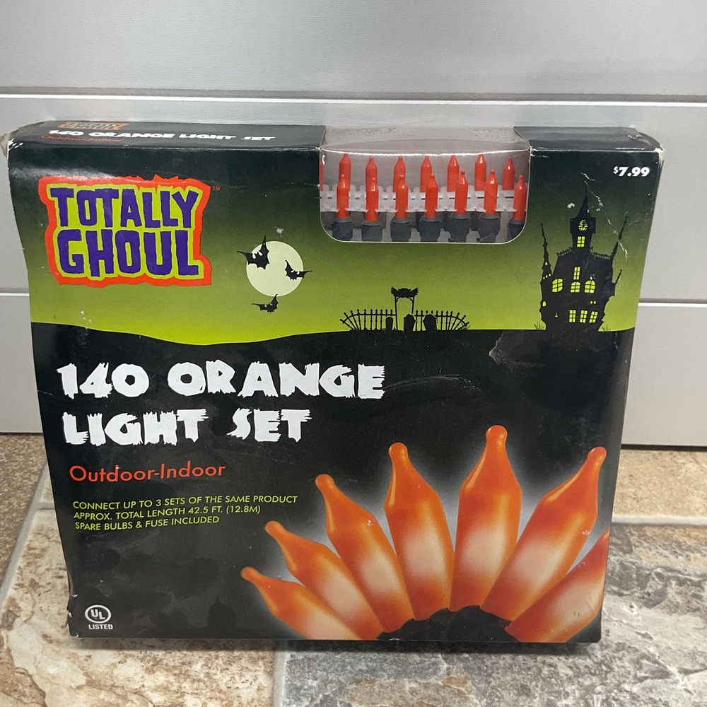 Totally Ghoul 140 Orange Light Set Halloween Indoor Outdoor 42.5ft Kmart Vintage